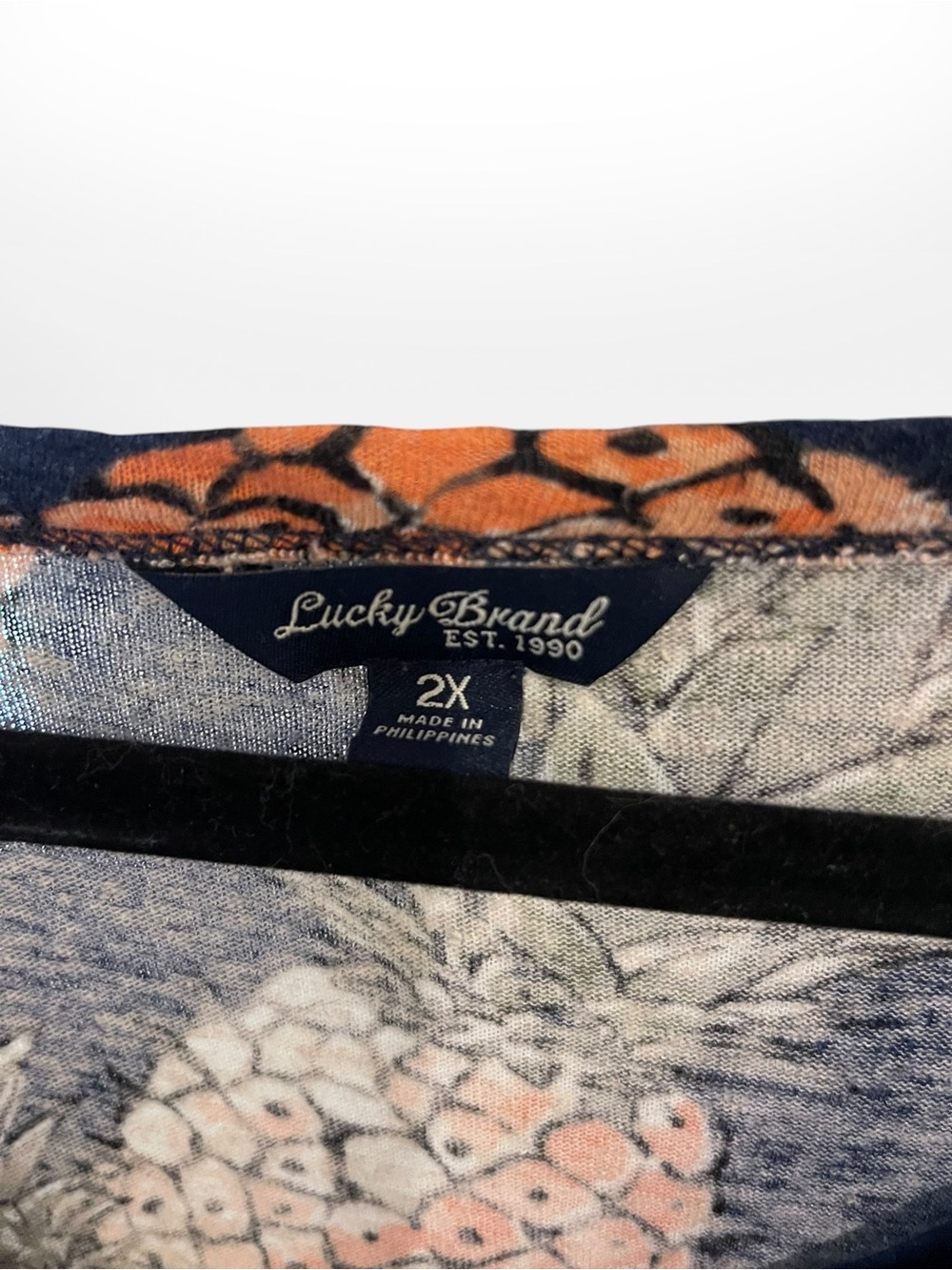 Lucky Brand Navy Pineapple Print V-Neck Top - Picture 4 of 7
